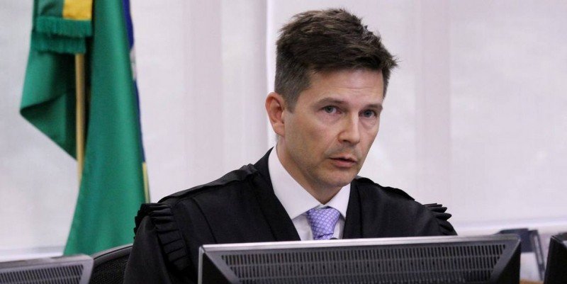 Tributário nos Bastidores